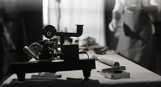 How Is the Mark Richard Cue Produced?