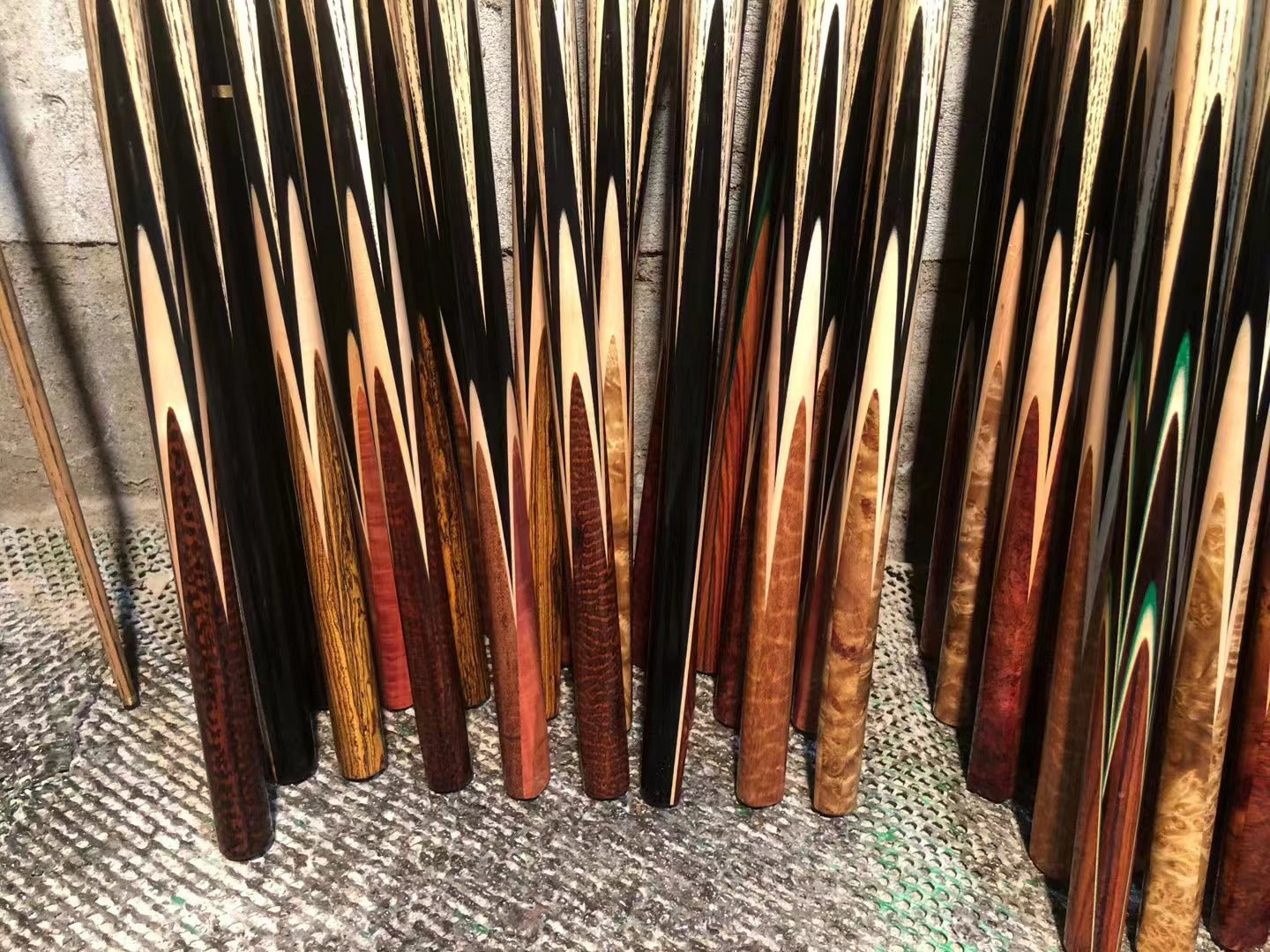 35pcs Mixed Models High-end MARK RICHARD Handmade 1 piece Snooker Cues for Dealers #5A