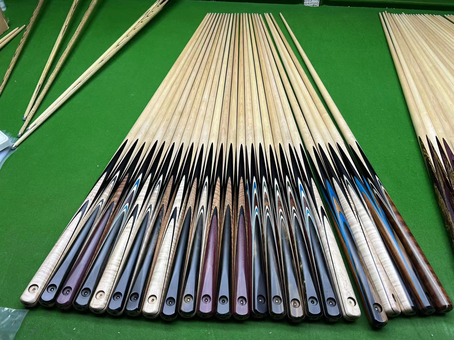 35pcs Mixed Models MARK RICHARD Handmade 1 piece Snooker Cues for Dealers #3A